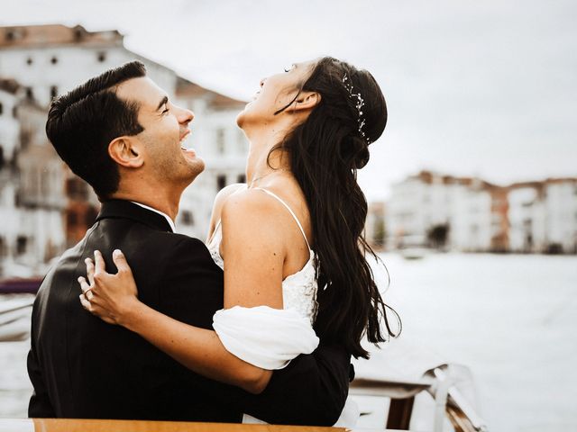 Yesenia and Alessio&apos;s Wedding in Venice, Italy 11