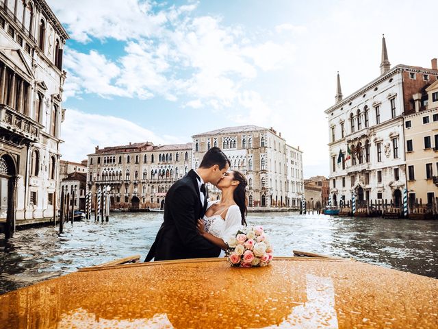 Yesenia and Alessio&apos;s Wedding in Venice, Italy 17