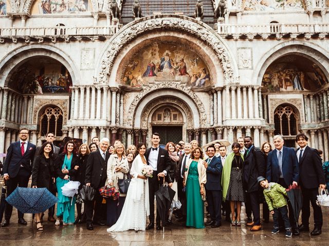 Yesenia and Alessio&apos;s Wedding in Venice, Italy 21
