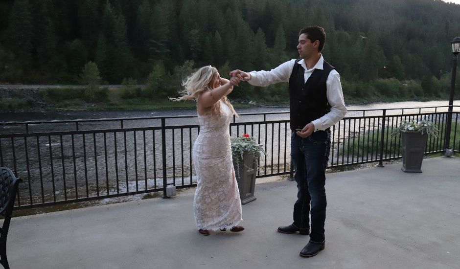 Boone and Thailene's Wedding in Orofino, Idaho