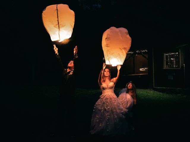 Darron Perry and Becky Capps's Wedding in Ithaca, New York 8