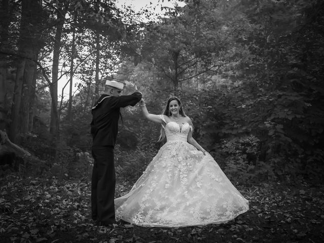 Darron Perry and Becky Capps's Wedding in Ithaca, New York 21
