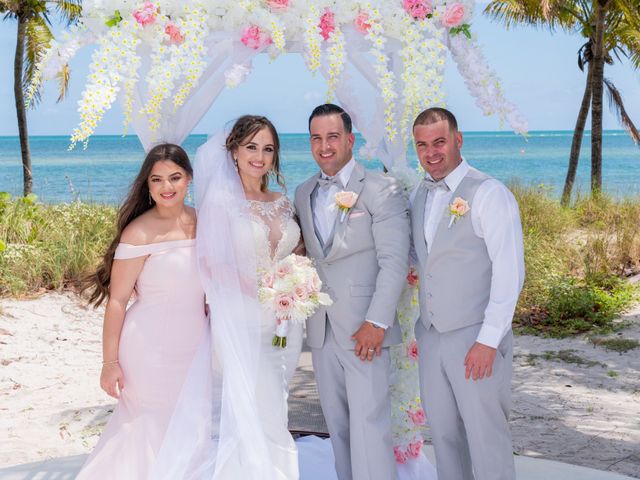 Eliabeth and Alejandro&apos;s Wedding in Miami, Florida 16