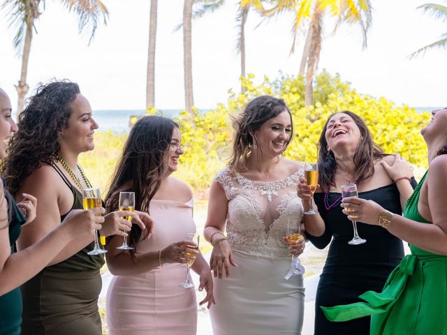 Eliabeth and Alejandro&apos;s Wedding in Miami, Florida 23