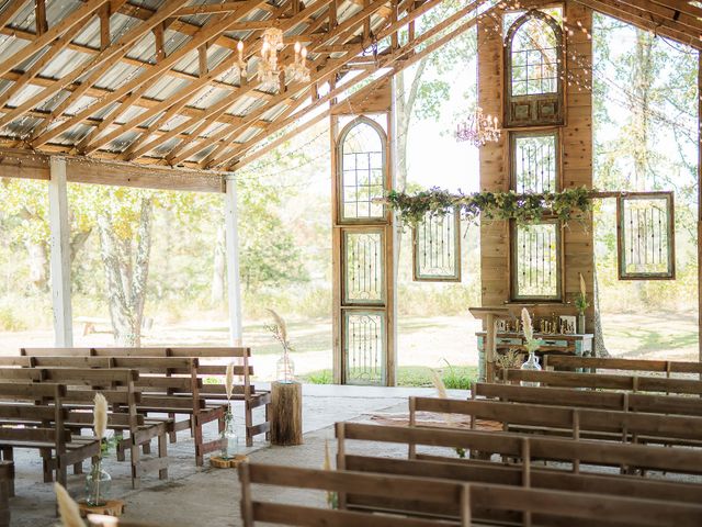 Seth and Jasmine&apos;s Wedding in West Plains, Missouri 9