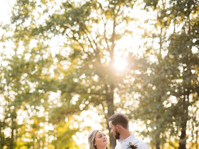 Seth and Jasmine&apos;s Wedding in West Plains, Missouri 91