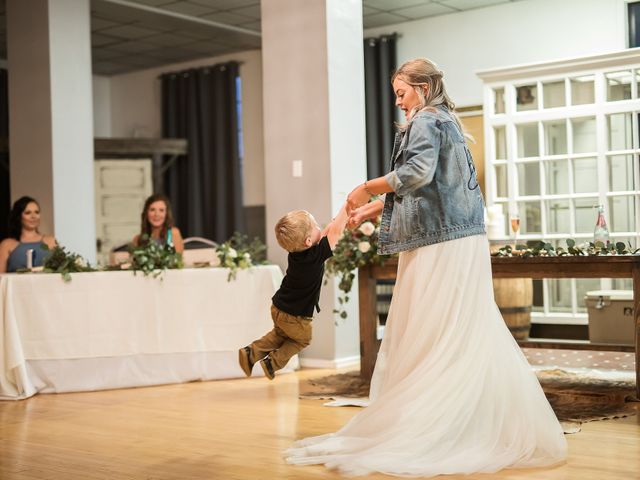 Seth and Jasmine&apos;s Wedding in West Plains, Missouri 113