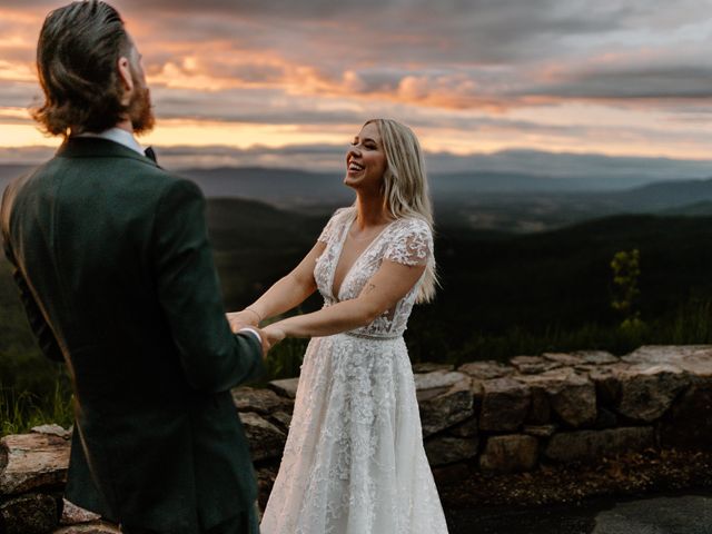 Mark and Madison&apos;s Wedding in Shenandoah, Virginia 6