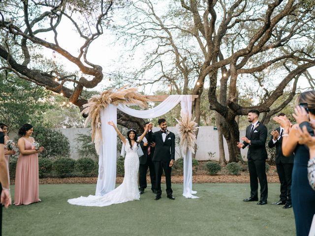 Gabby and Sebastian&apos;s Wedding in San Antonio, Texas 40