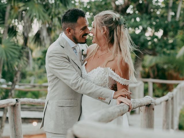 Josefine and Ignacio&apos;s Wedding in Cancun, Mexico 5