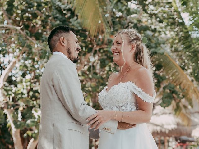 Josefine and Ignacio&apos;s Wedding in Cancun, Mexico 28