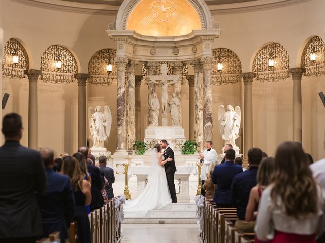 Bryan and Lindsay&apos;s Wedding in Cincinnati, Ohio 6