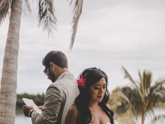 Michael and Mariel&apos;s Wedding in Kaaawa, Hawaii 8
