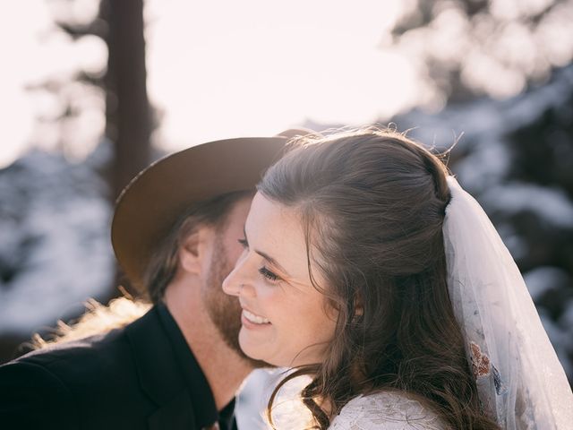 Mary and Alex&apos;s Wedding in Bend, Oregon 17