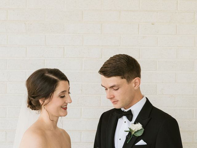 Erik and Makayla&apos;s Wedding in Cincinnati, Ohio 41