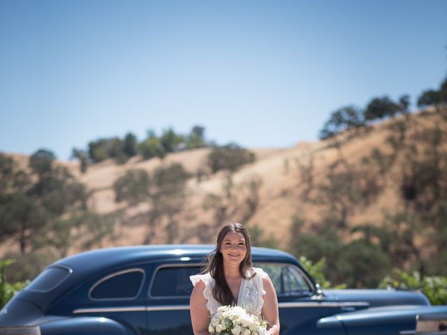Will and Chelsea&apos;s Wedding in Paso Robles, California 22