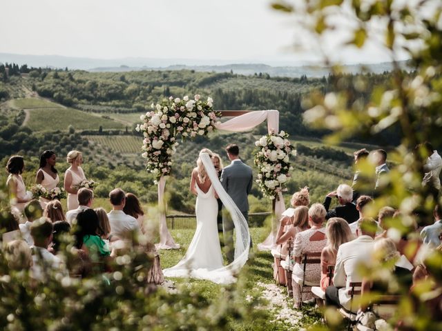 Steven and Kate&apos;s Wedding in Tuscany, Italy 20