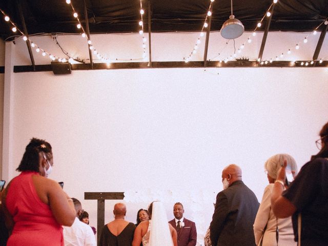 Taneka and Jermaine&apos;s Wedding in Las Vegas, Nevada 16