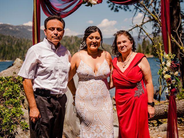 Jorge and Alexis&apos;s Wedding in Lakeshore, California 12