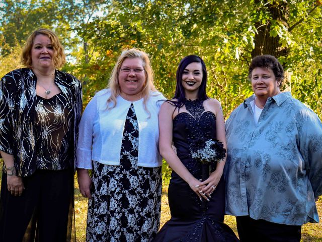 Kayt and Cody&apos;s Wedding in Saint Charles, Missouri 12