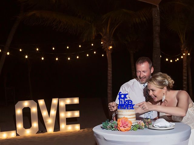 Eric Tweed and Dana Hendrix&apos;s Wedding in Playa del Carmen, Mexico 9