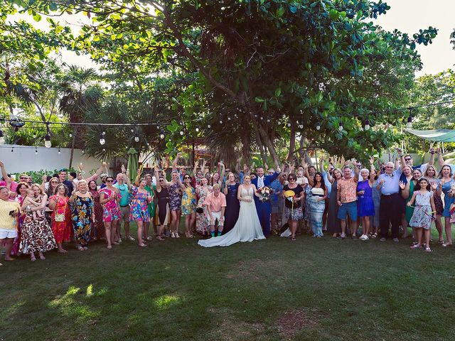 Eric Tweed and Dana Hendrix&apos;s Wedding in Playa del Carmen, Mexico 28