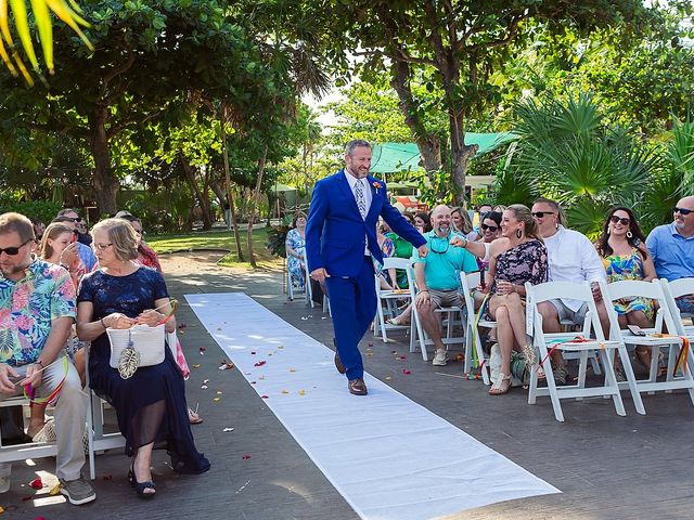 Eric Tweed and Dana Hendrix&apos;s Wedding in Playa del Carmen, Mexico 34