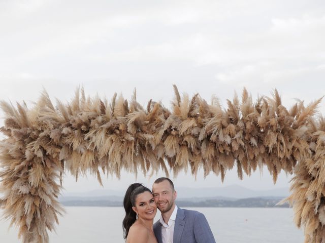 Melina Syri and Lukas Lekavicius&apos;s Wedding in Santorini, Greece 20
