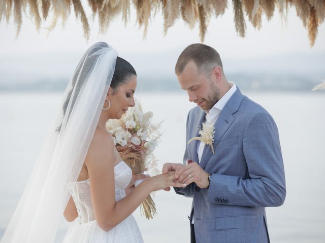 Melina Syri and Lukas Lekavicius&apos;s Wedding in Santorini, Greece 34