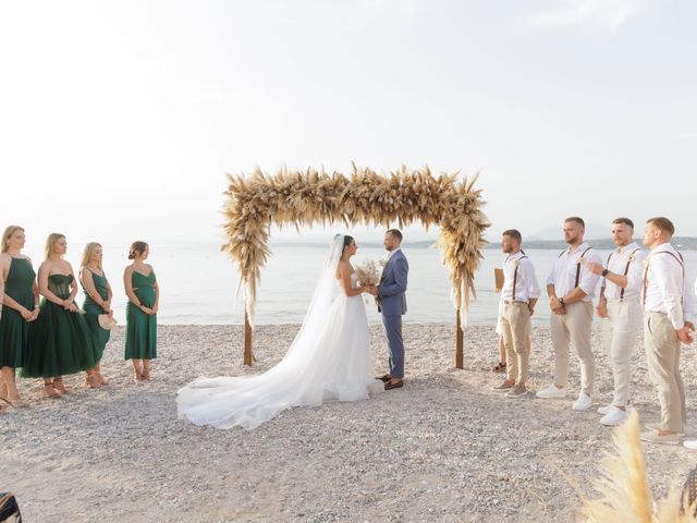 Melina Syri and Lukas Lekavicius&apos;s Wedding in Santorini, Greece 38