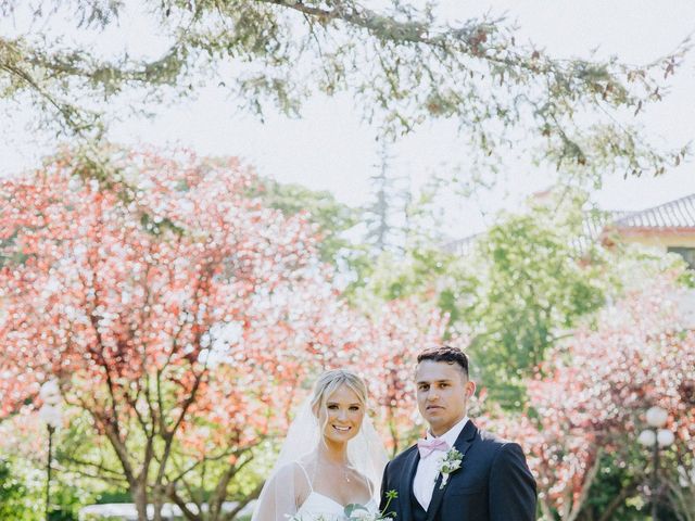 Daniel and Sydney&apos;s Wedding in Hood River, Oregon 42