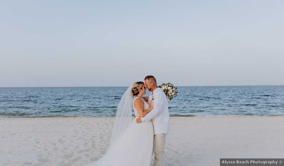 Chris and Katy's Wedding in Cancun, Mexico