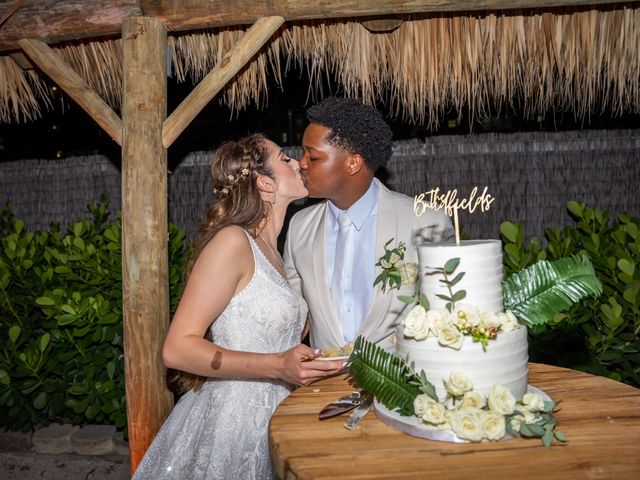 Kendrell and Vanessa&apos;s Wedding in Miami Beach, Florida 13