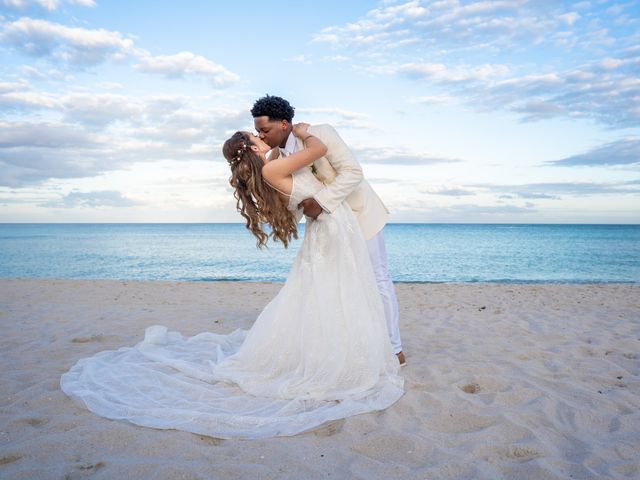 Kendrell and Vanessa&apos;s Wedding in Miami Beach, Florida 17