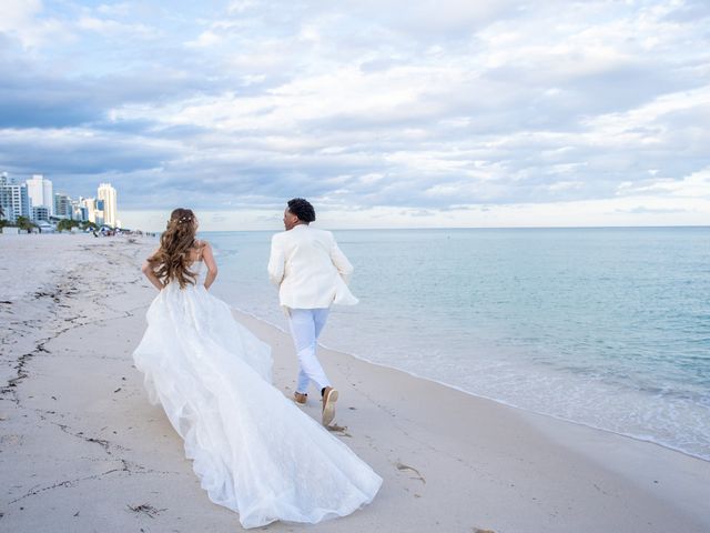 Kendrell and Vanessa&apos;s Wedding in Miami Beach, Florida 20