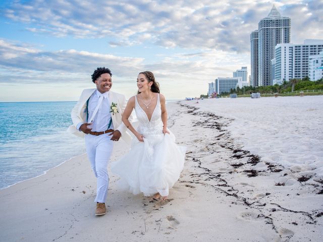 Kendrell and Vanessa&apos;s Wedding in Miami Beach, Florida 22