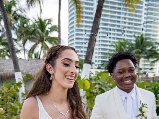 Kendrell and Vanessa&apos;s Wedding in Miami Beach, Florida 28