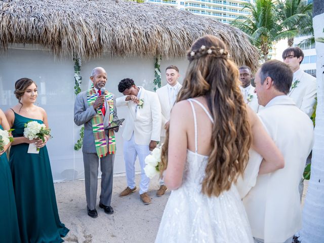 Kendrell and Vanessa&apos;s Wedding in Miami Beach, Florida 35