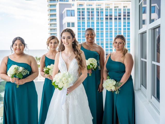 Kendrell and Vanessa&apos;s Wedding in Miami Beach, Florida 40