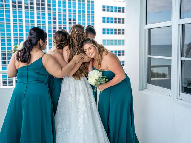 Kendrell and Vanessa&apos;s Wedding in Miami Beach, Florida 41