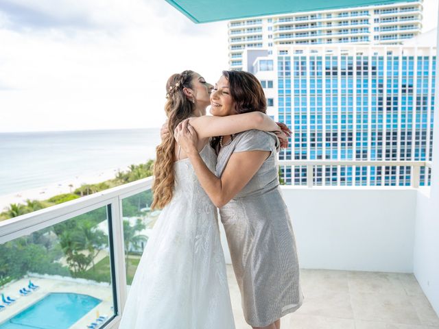 Kendrell and Vanessa&apos;s Wedding in Miami Beach, Florida 44