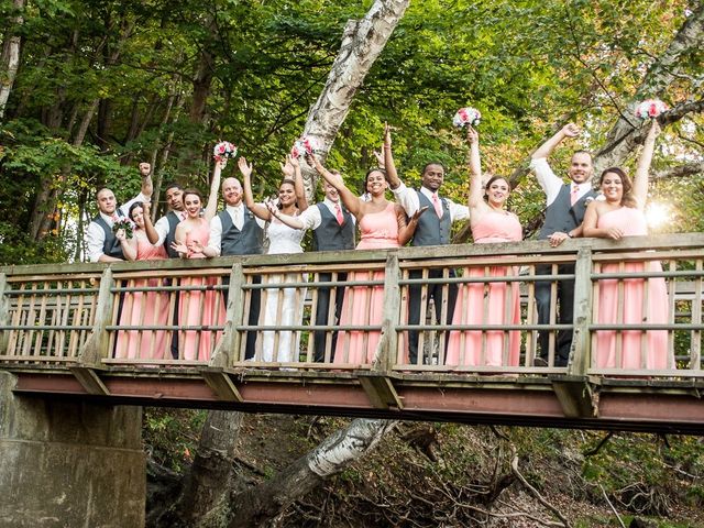 Cory and Laqueisha&apos;s Wedding in Kenosha, Wisconsin 5