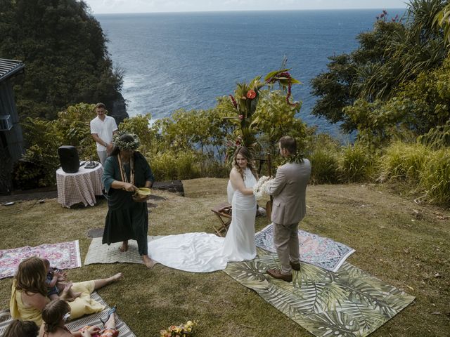 Mike and Alicia&apos;s Wedding in Honokaa, Hawaii 18