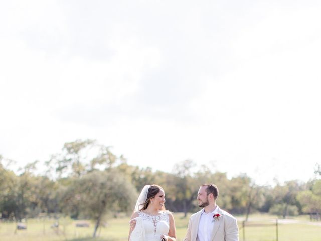 Michael and Arantza&apos;s Wedding in Boerne, Texas 15