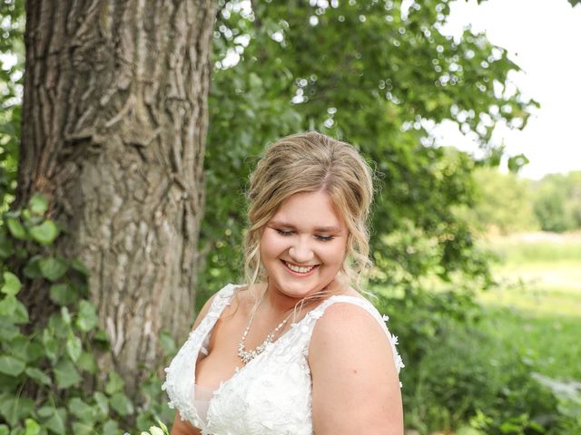 Tiffany and Jesse's Wedding in Moorhead, Minnesota 21