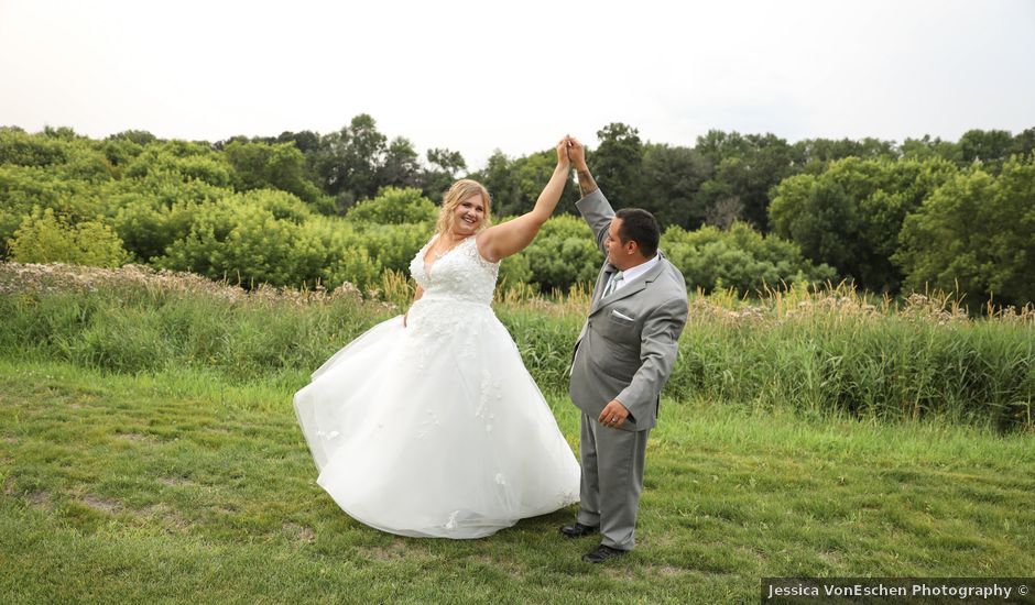 Tiffany and Jesse's Wedding in Moorhead, Minnesota