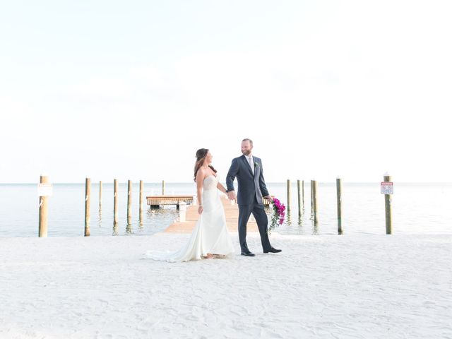 Dustin and Lauren&apos;s Wedding in Islamorada, Florida 15
