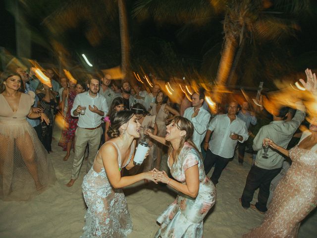 Fabrizio and Victoria&apos;s Wedding in Hawaii National Park, Hawaii 17