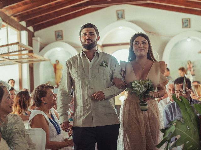Fabrizio and Victoria&apos;s Wedding in Hawaii National Park, Hawaii 144