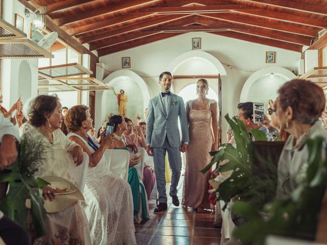 Fabrizio and Victoria&apos;s Wedding in Hawaii National Park, Hawaii 151